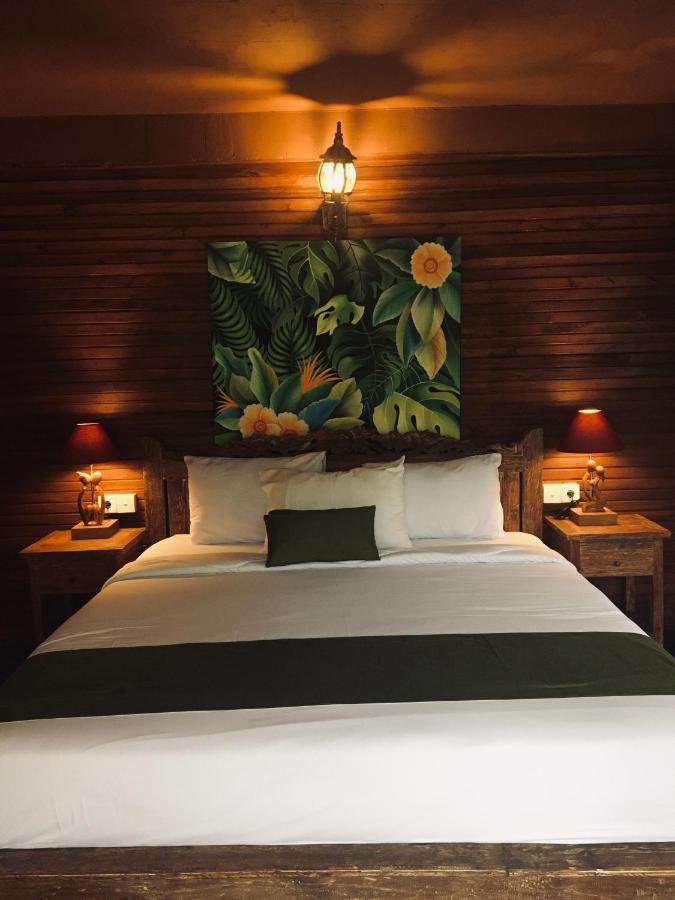 The Jungle Villa *