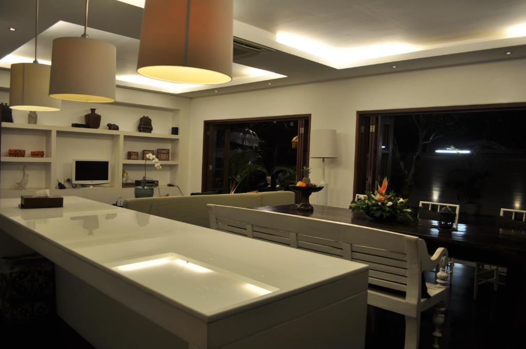 Nunia Boutique Villa