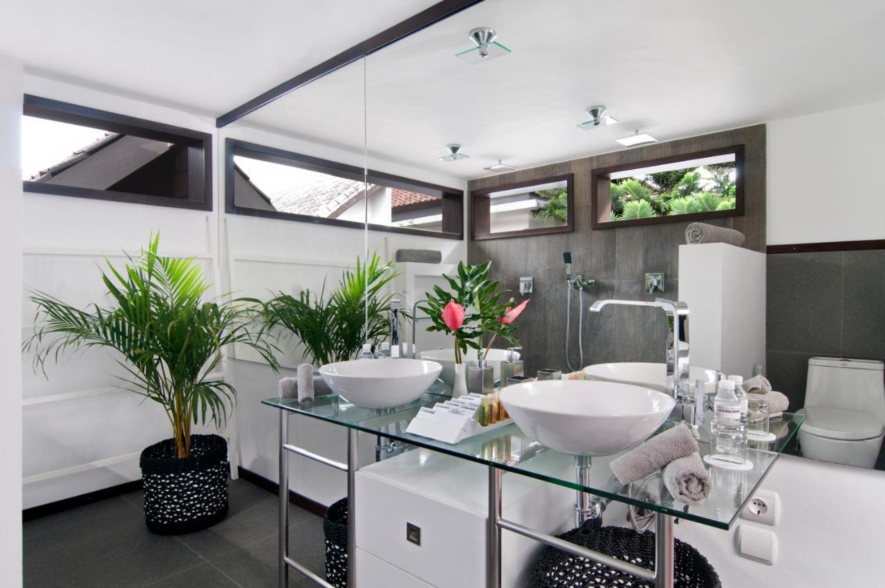 Villa 5br Sabtu - Minggu Seminyak (Bali)