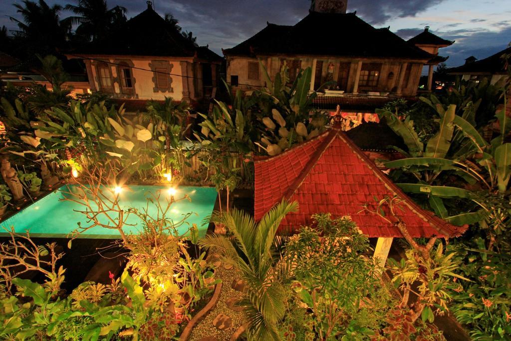 Tanah Semujan Guest house 2*