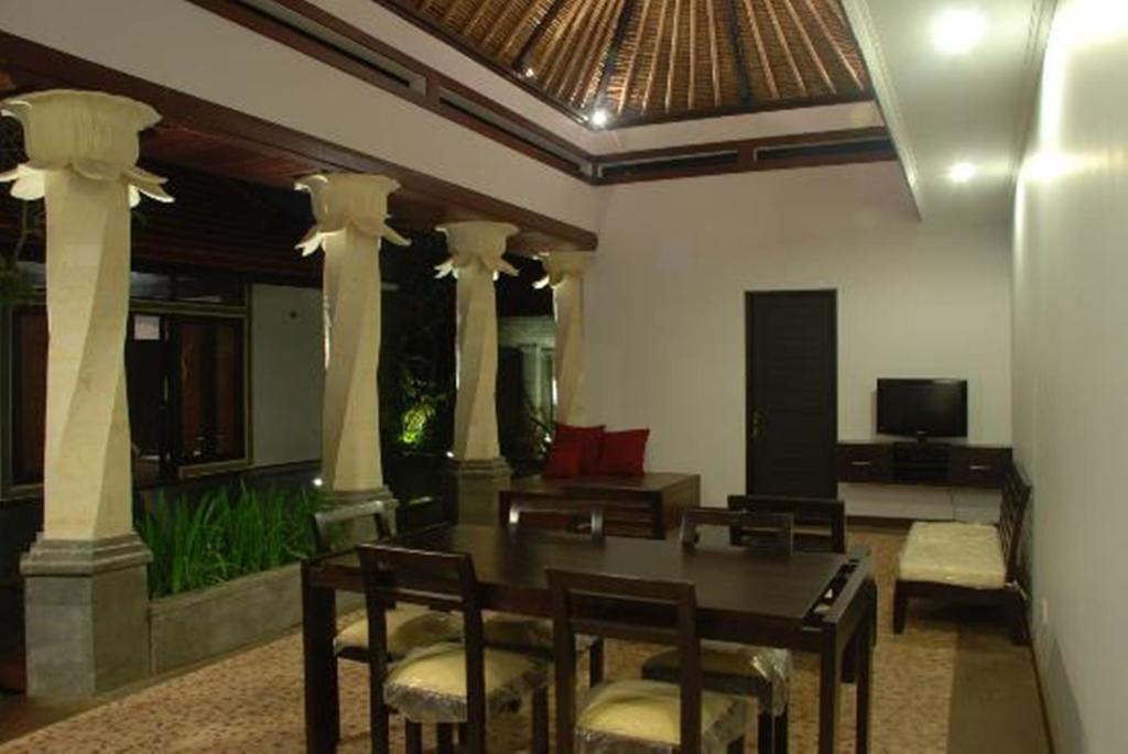 Villa Cantik Tresna Seminyak (Bali)
