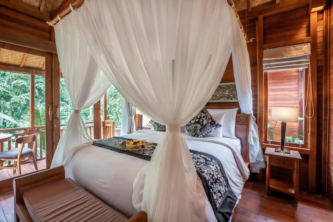 Resort The Compass Rose