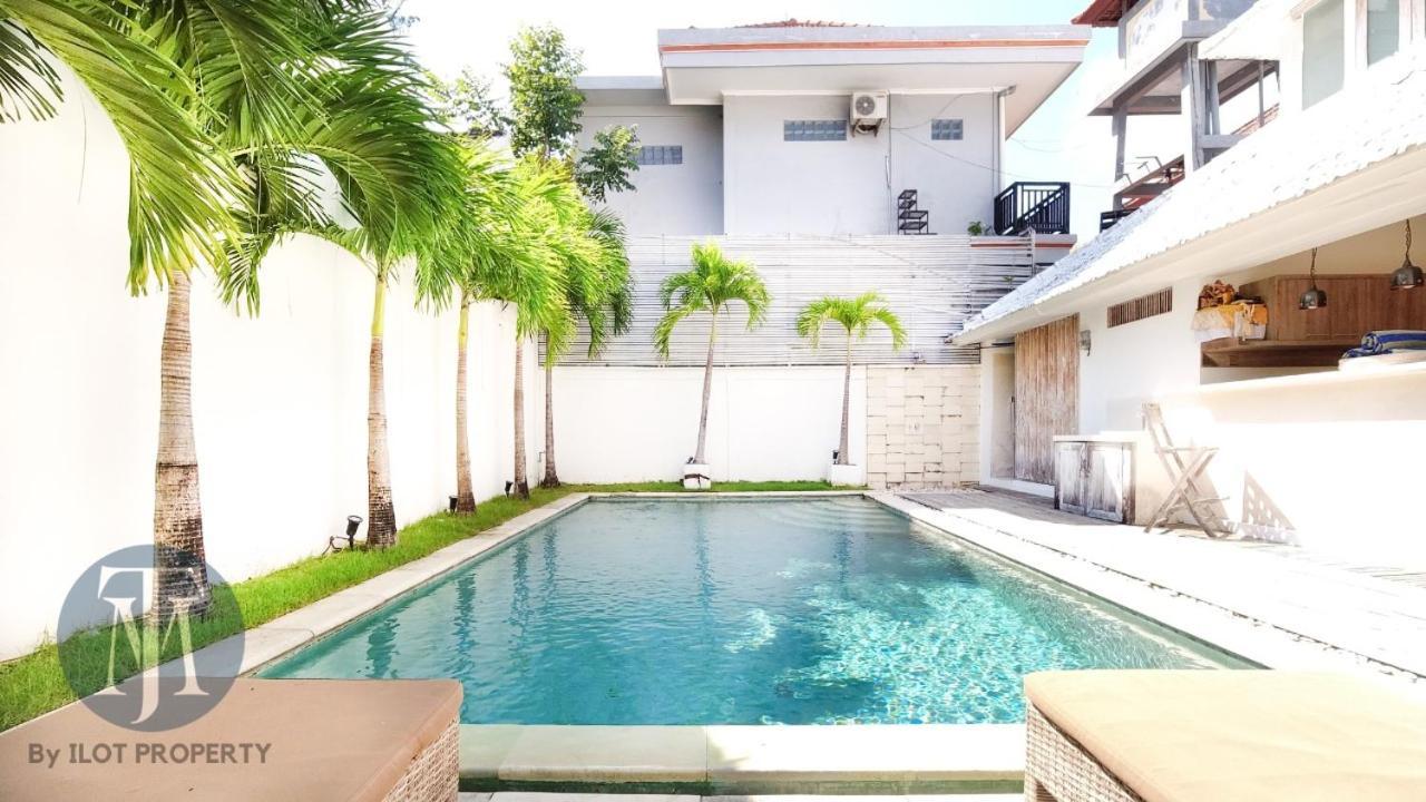 Villa Oberoi 2 Bedrooms Seminyak (Bali)
