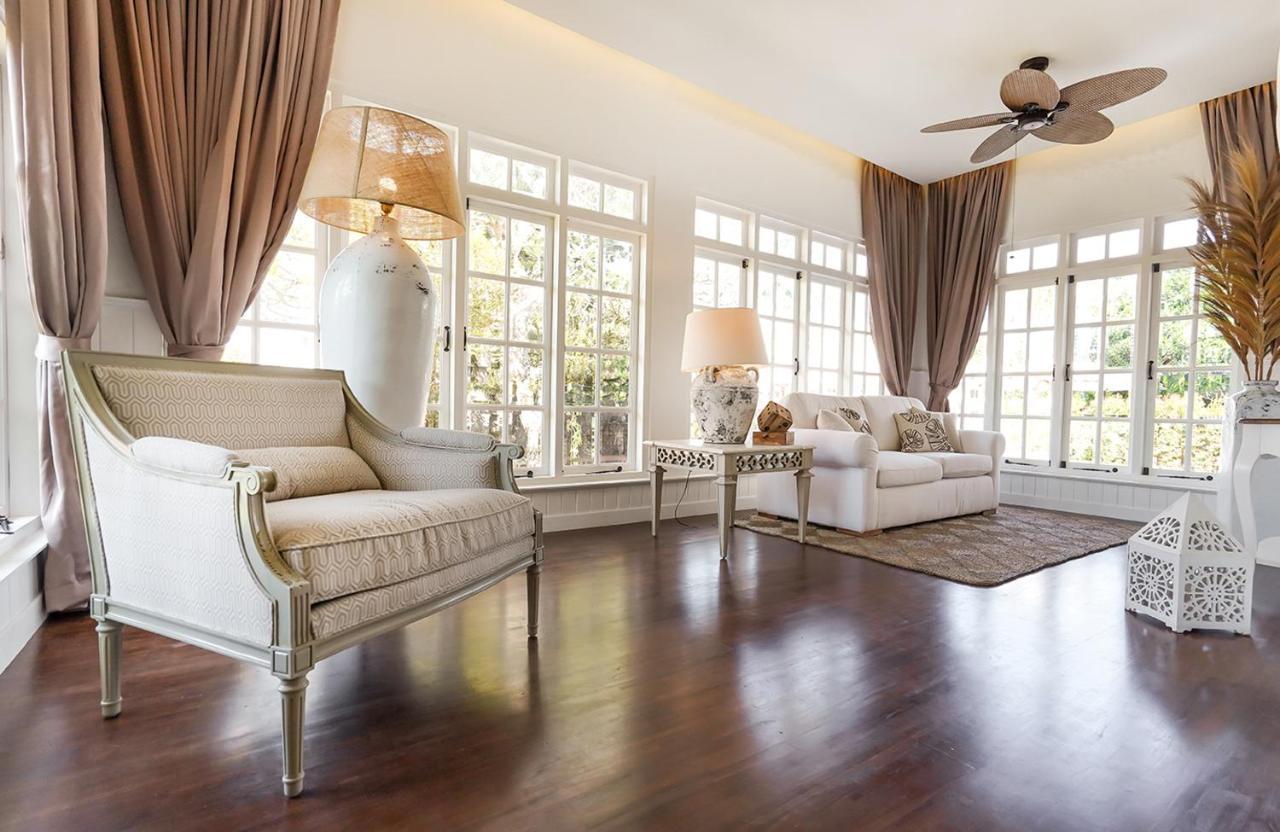 Villa Symphony White By Balisuperhost