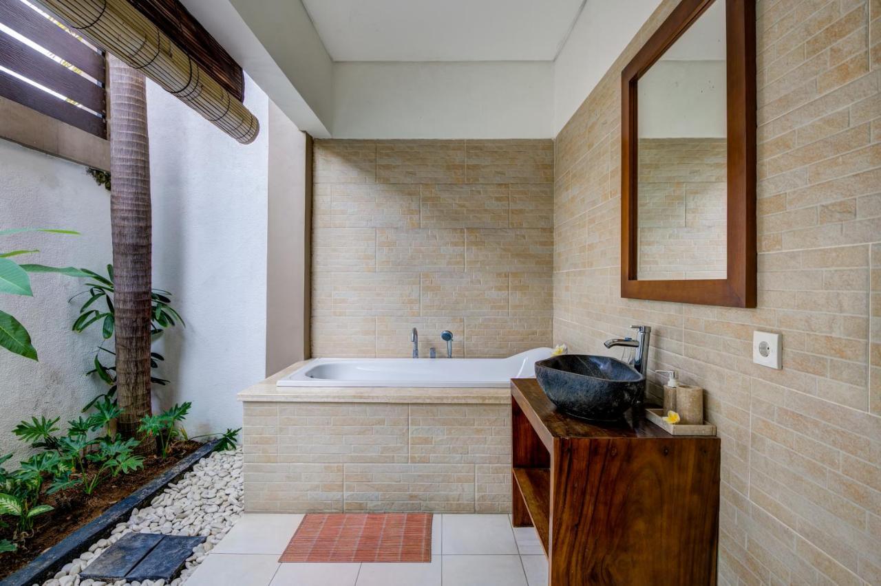 Raka Managed By Manara Villa Legian (Bali)