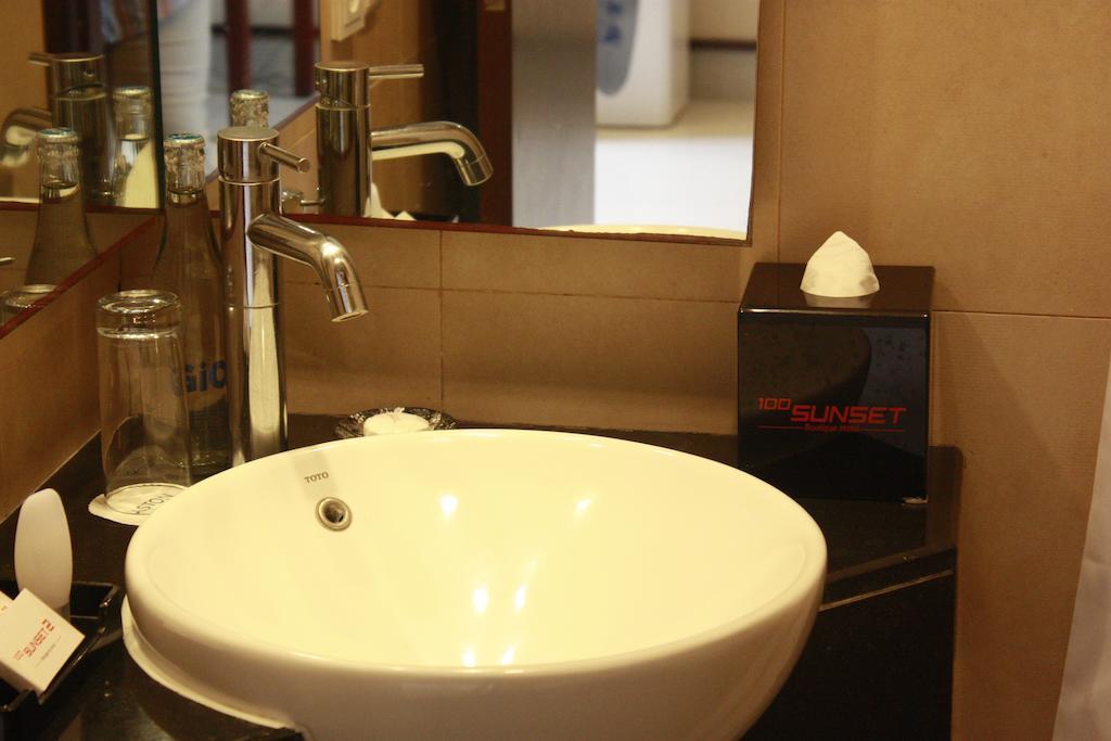 100 Sunset Boutique Hotel 3*