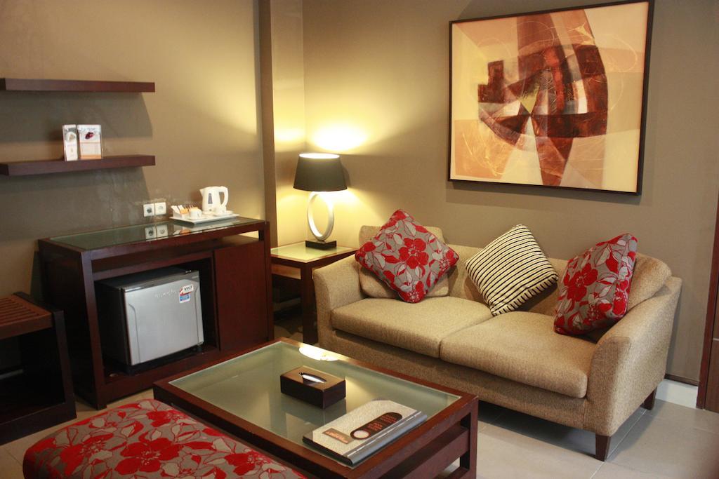 Hotel 100 Sunset Boutique Kuta (Bali)