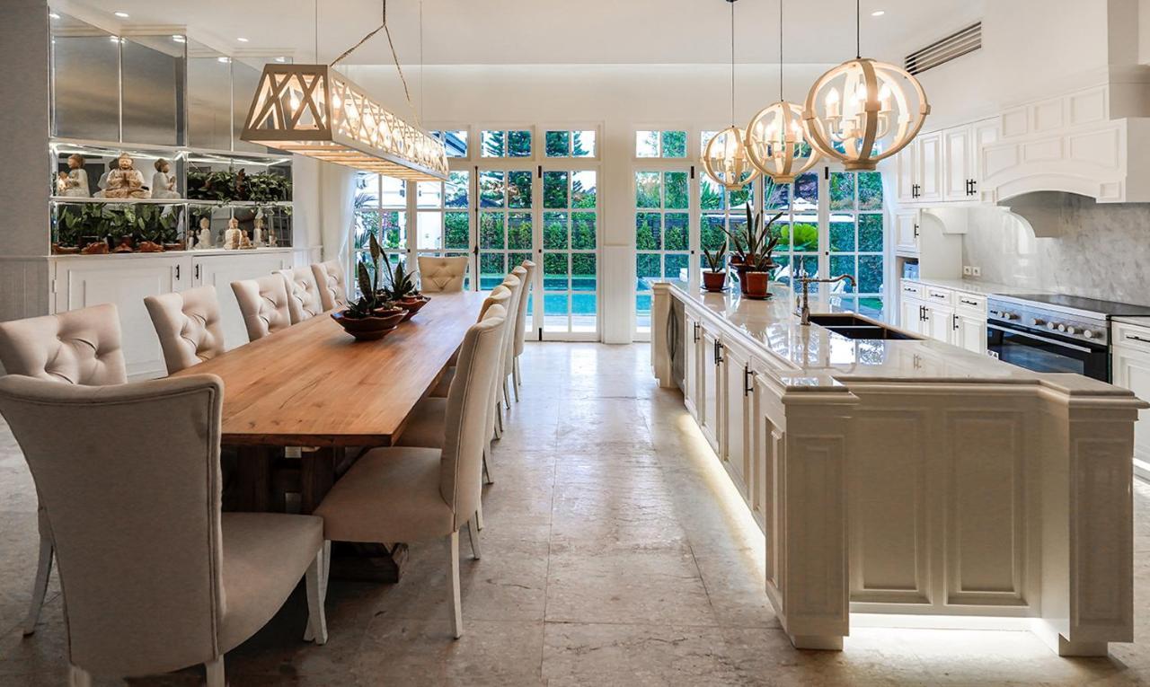 Symphony White By Balisuperhost Villa *