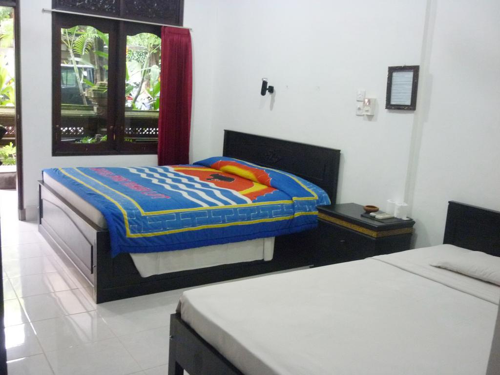 Puri Tanah Lot Hotel 3*