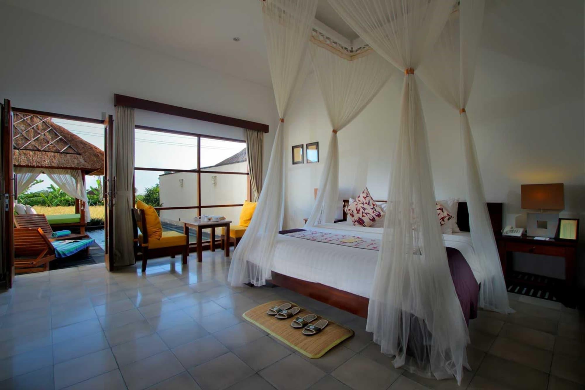 Villa Alam Puisi *