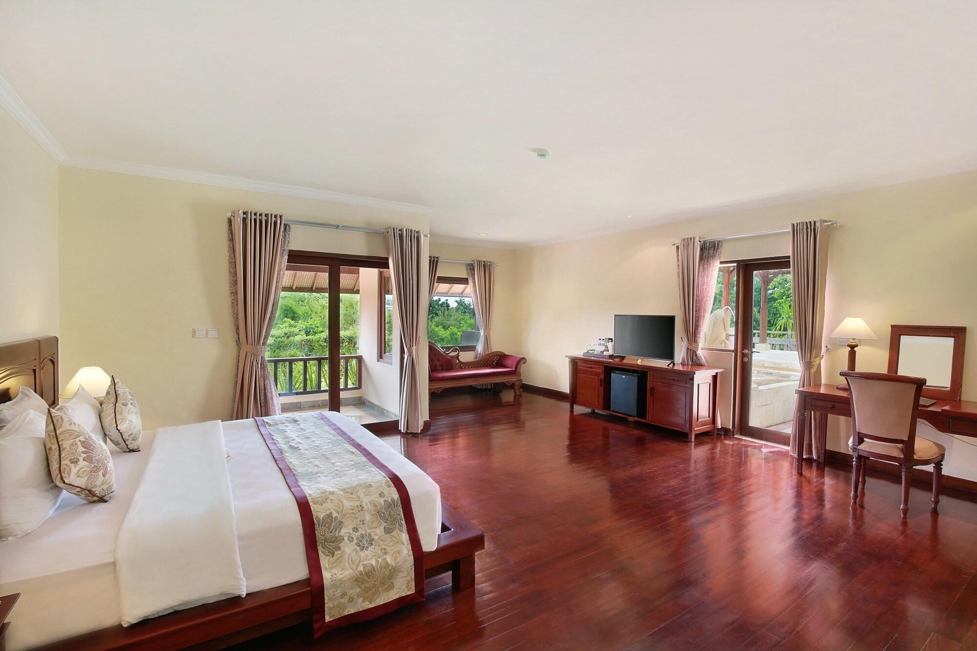 The Grand Bali Nusa Dua 4*