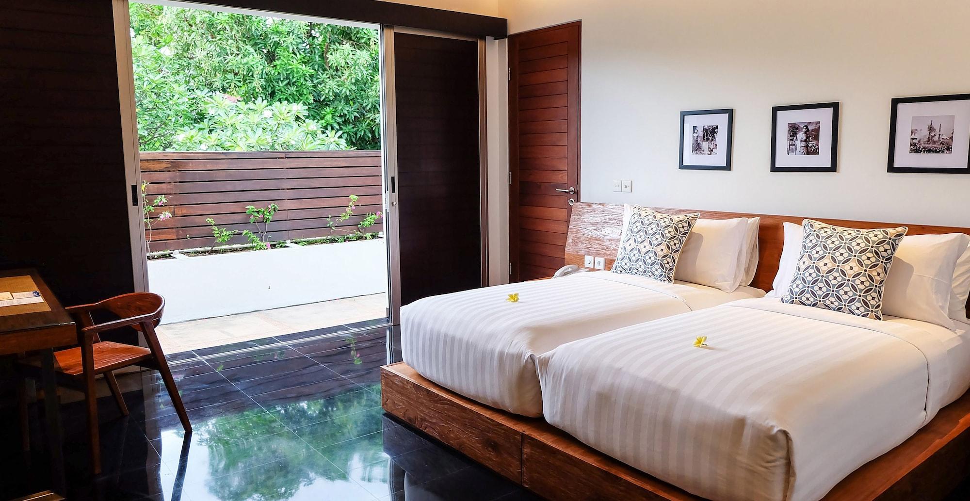 Villa Sun Island Boutique &