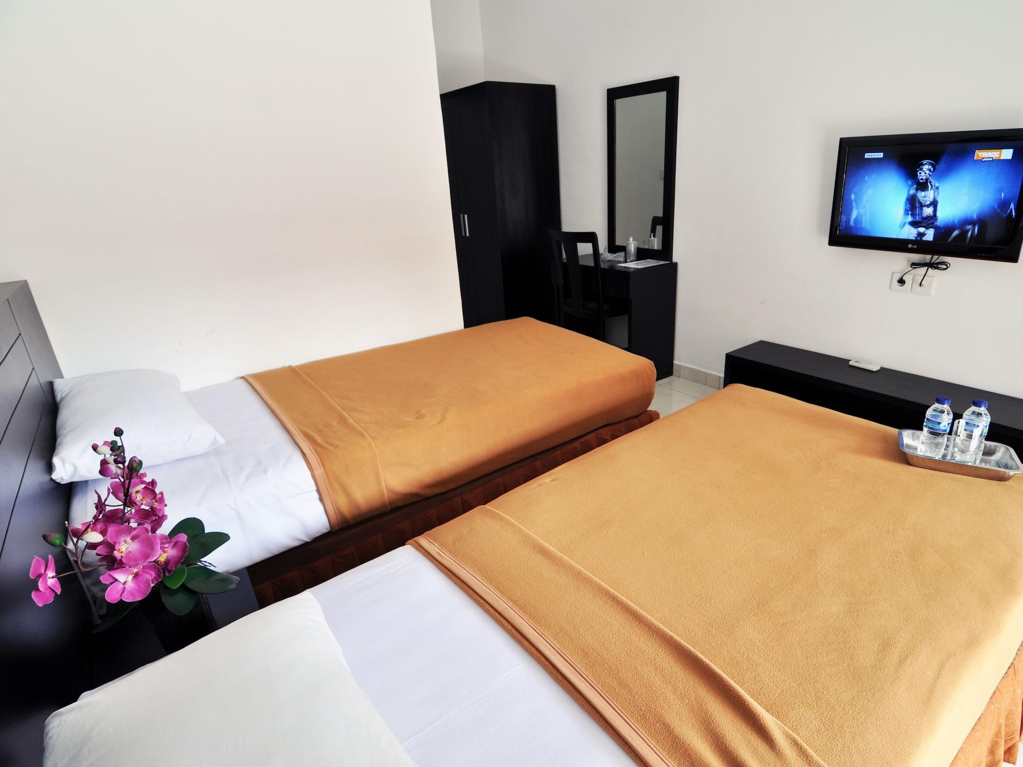 Jesens Ii Hotel 3*