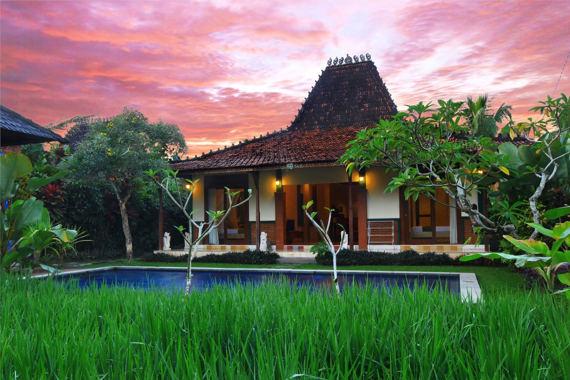 Heaven Penestanan Villa *