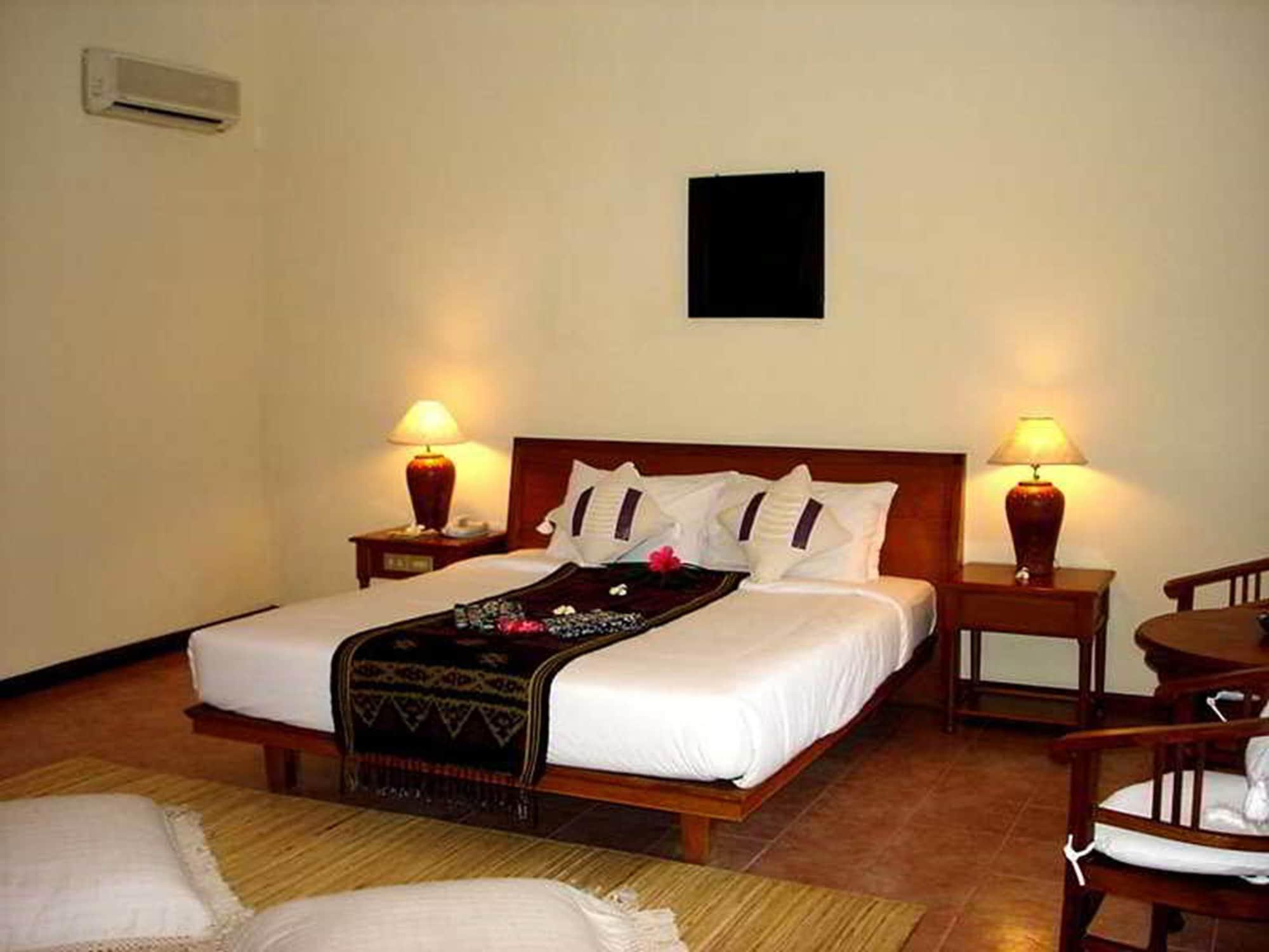 The Benoa Front & 3*