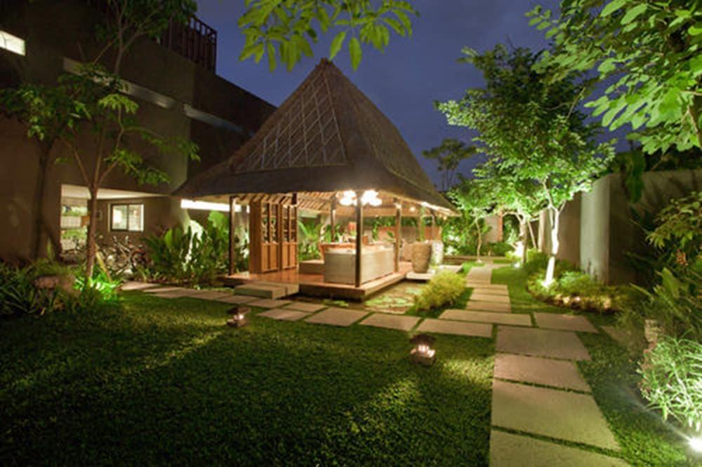 Komea * Canggu (Bali)