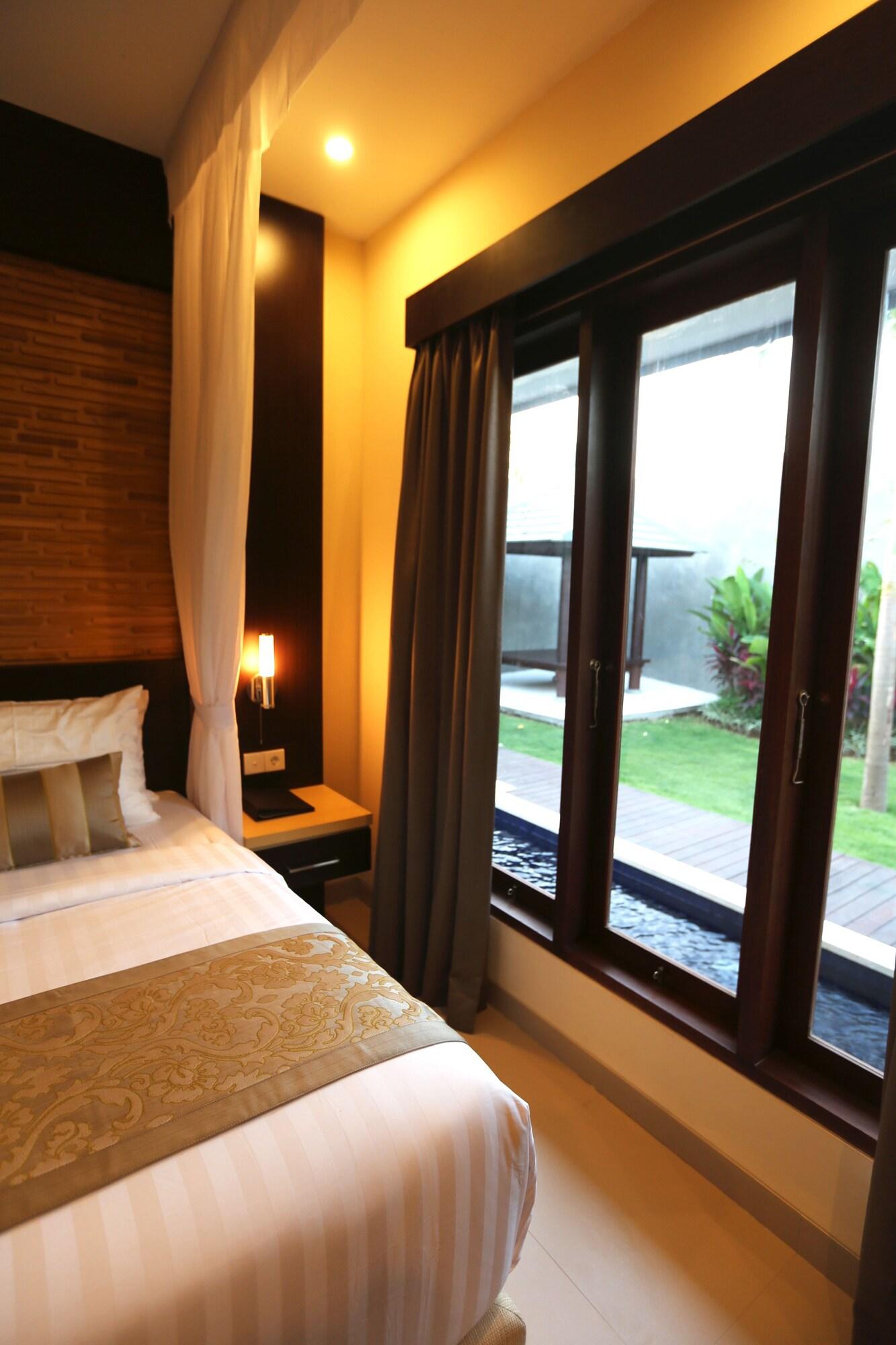 Luxotic Private And *