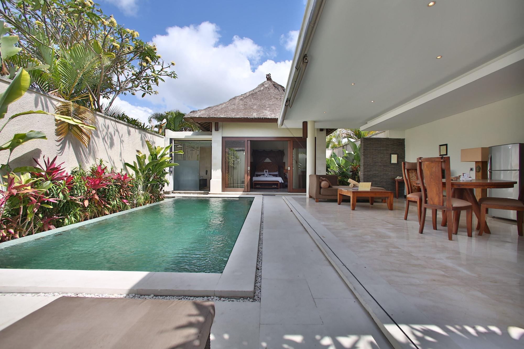 Villa Mahagiri & Dreamland *