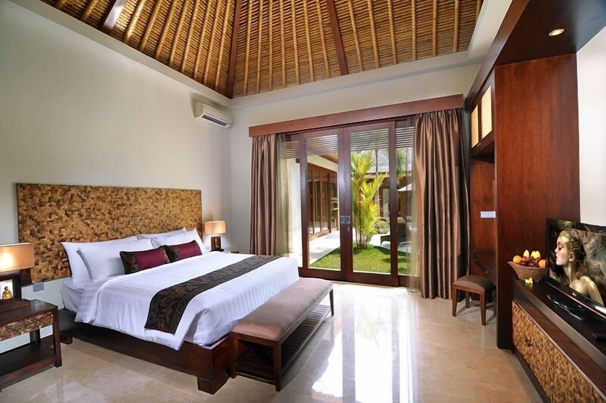 Villa Mahagiri & Dreamland Uluwatu (Bali)