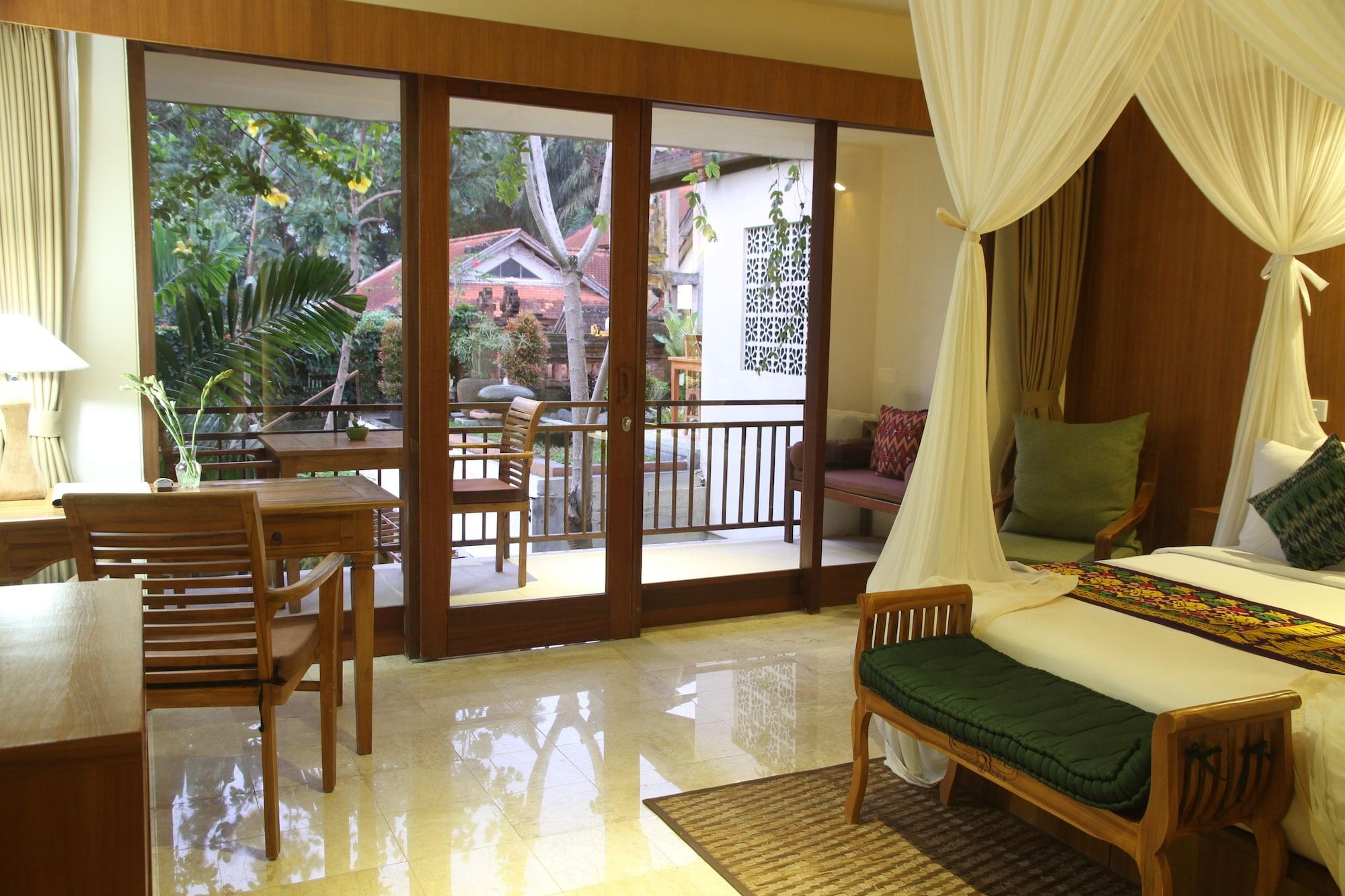 Sapodilla 4*
