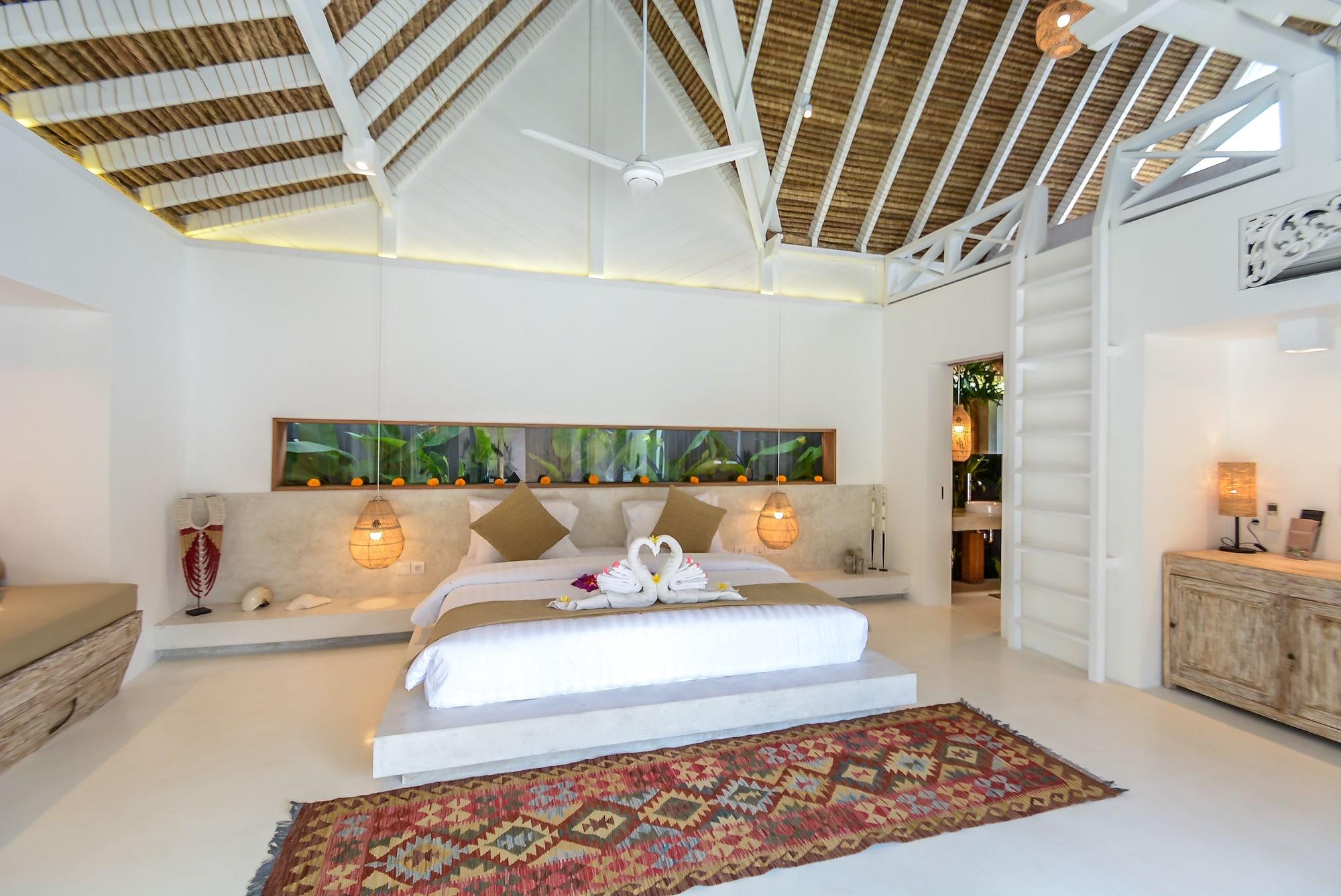 Mahi Mahi & Villa *