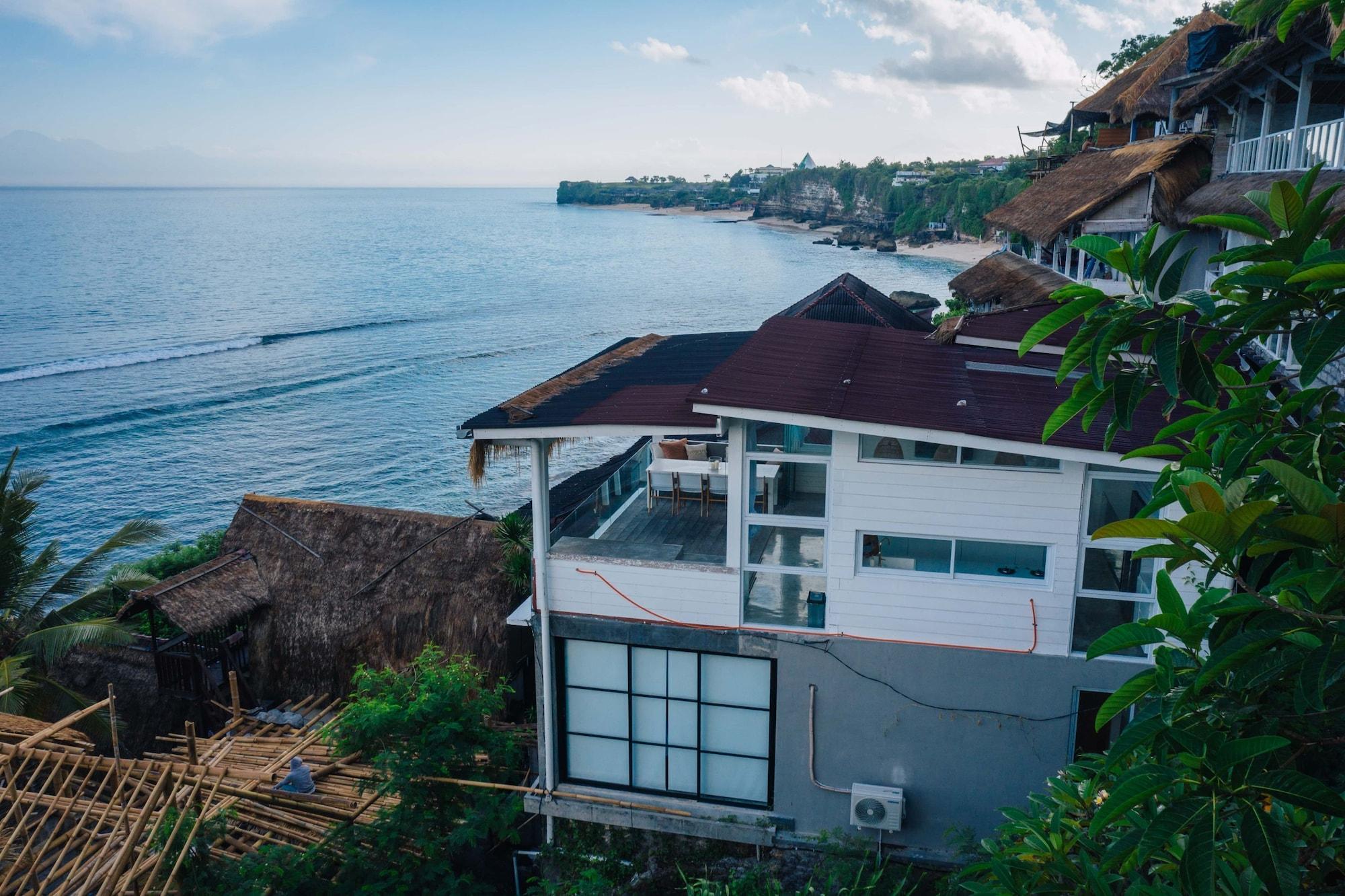 Mahi Mahi & Villa Uluwatu (Bali)