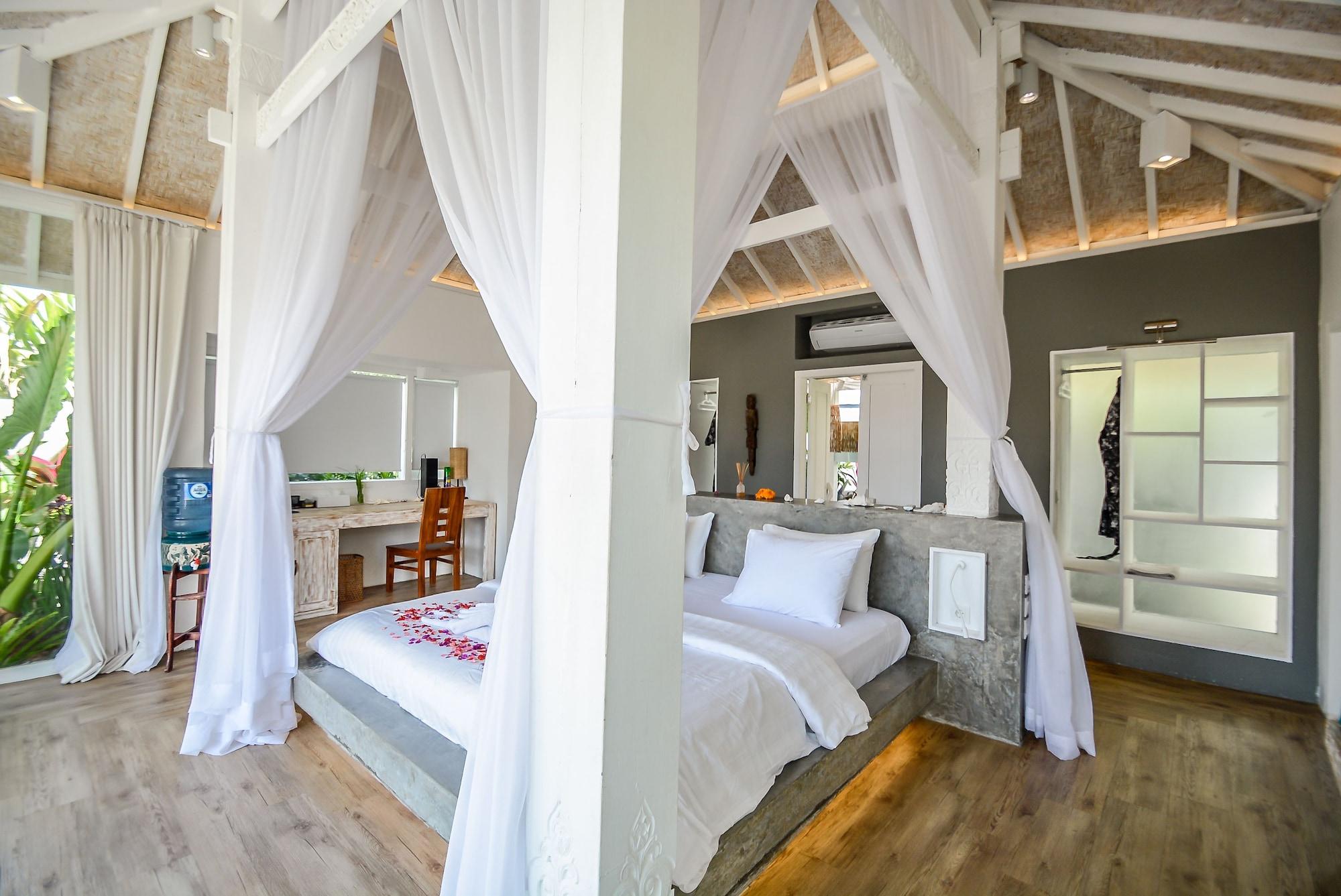 Mahi Mahi & Villa