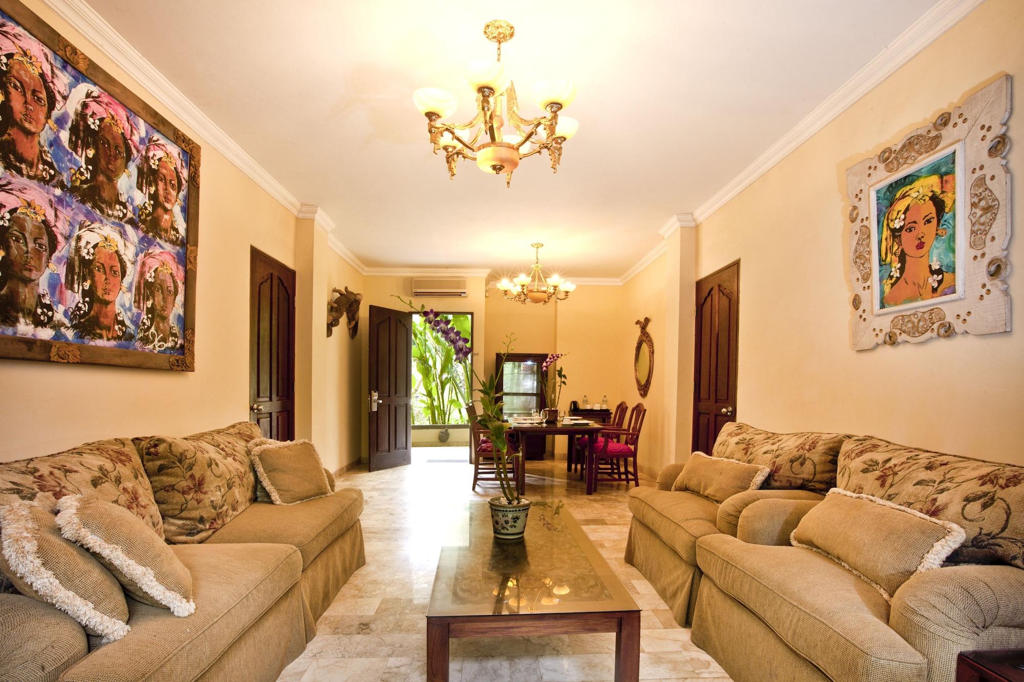 Kumala Pantai Hotel 3*