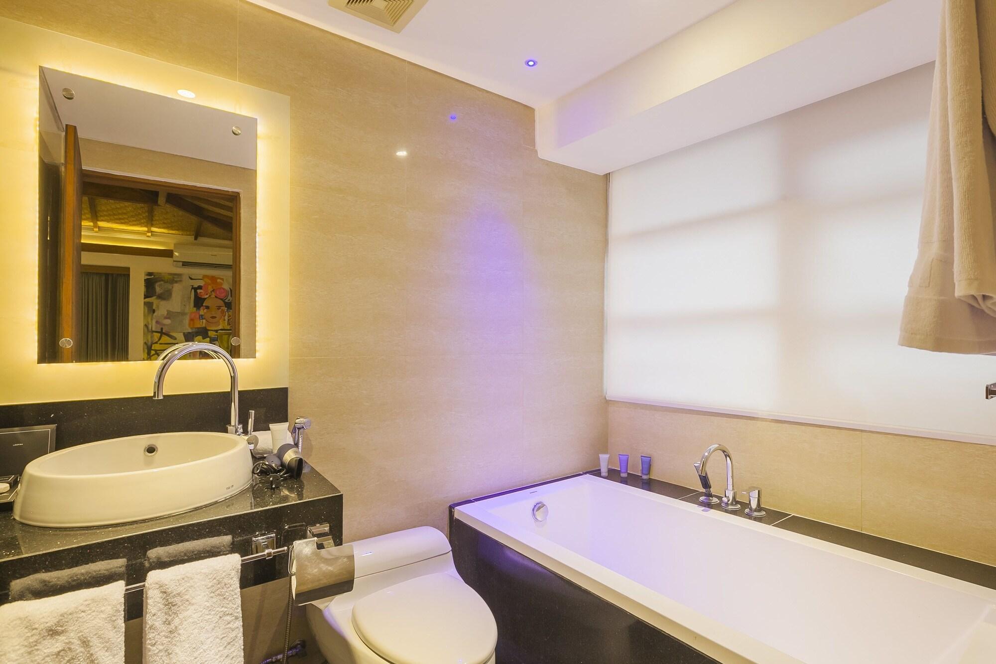 Imani Seminyak (Bali)