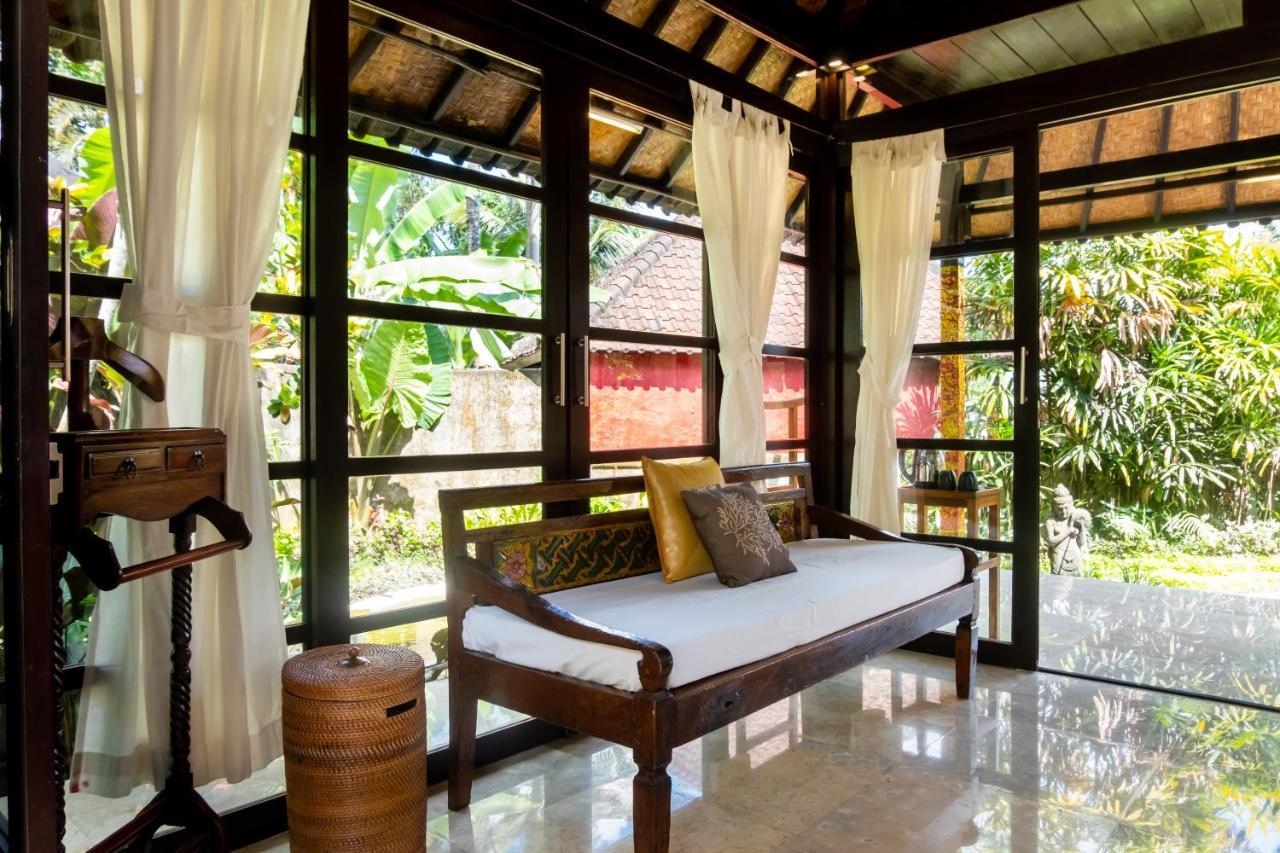 Lodtunduh Sari 4*