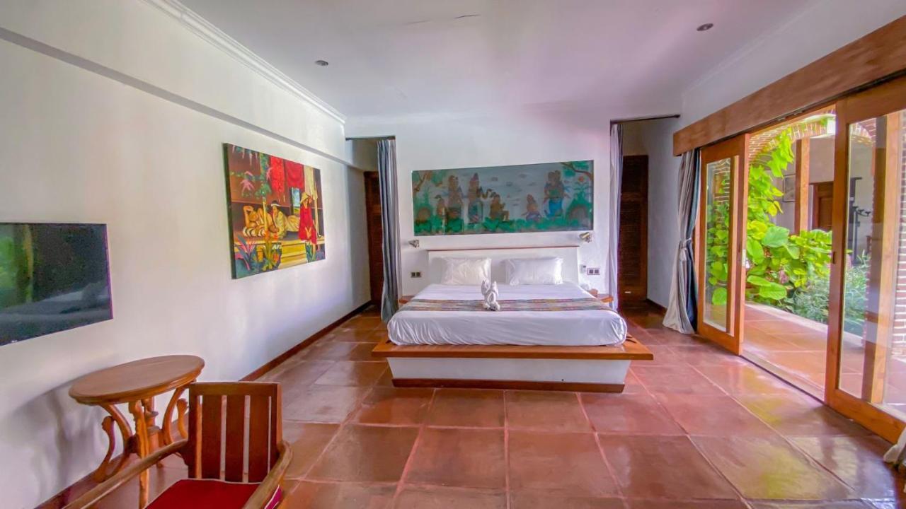 Bali Dyana Villa *