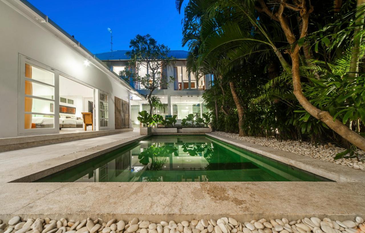 Villa Tides