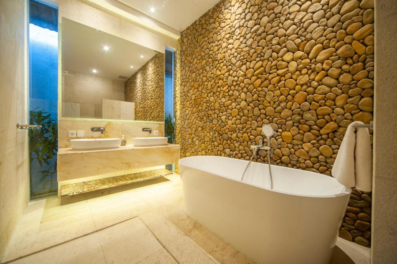 Tides Seminyak (Bali)