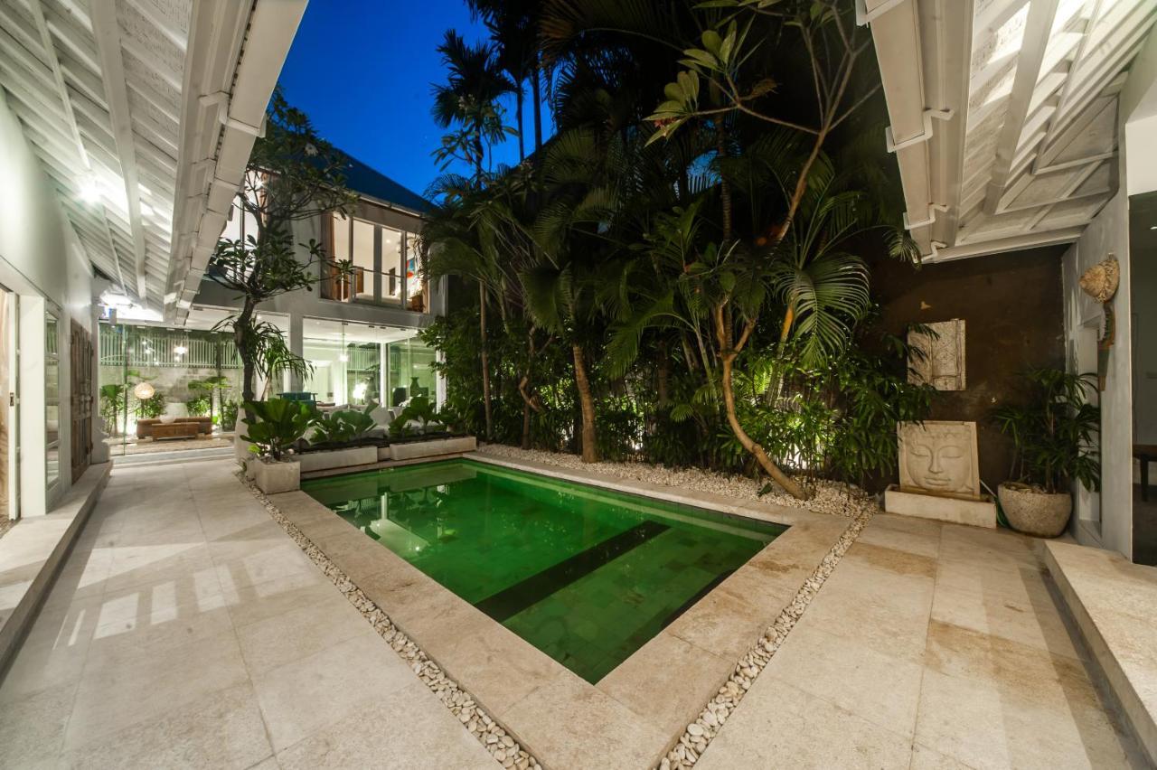 Tides Villa