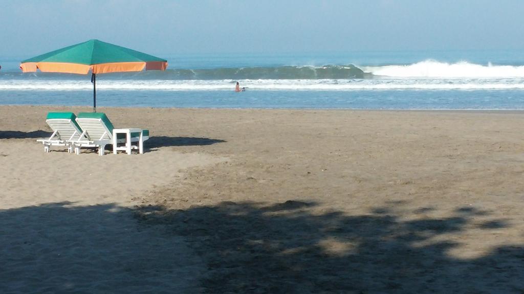 Puri Naga Beachfront 3*