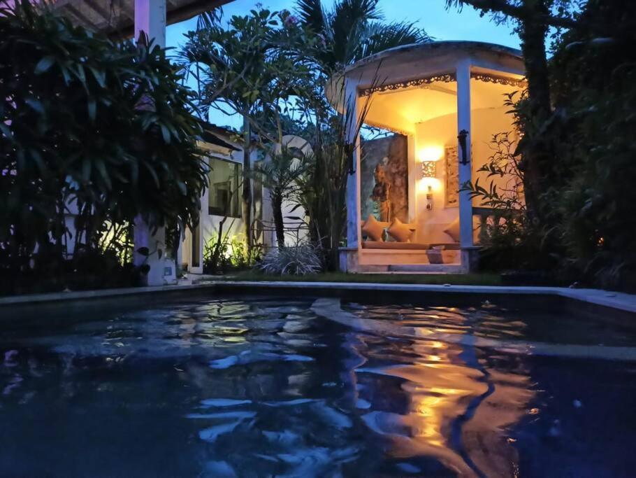 Blue Lagoon 5 Bedrooms Villa