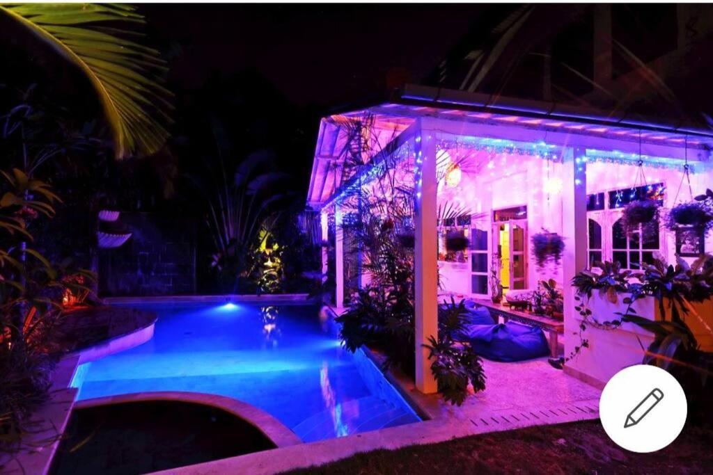 Blue Lagoon 5 Bedrooms *