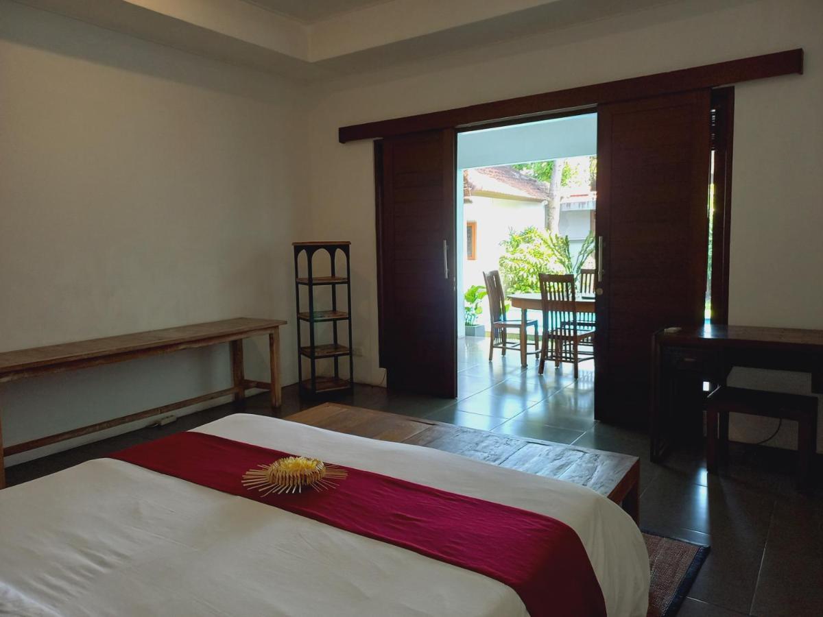 Premium Villas Seminyak I *