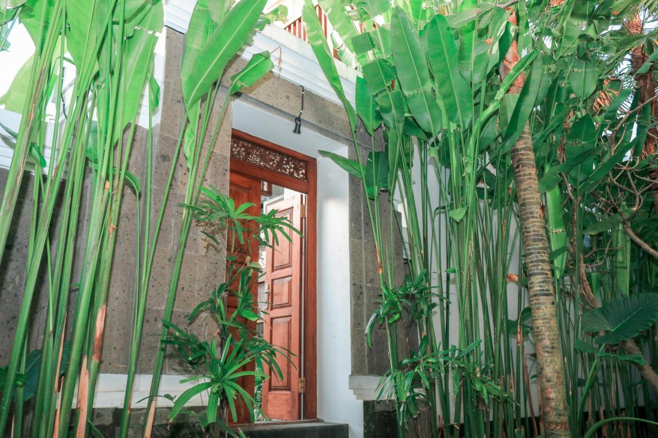 Argya Santi Suite And Villas Hotel 4*
