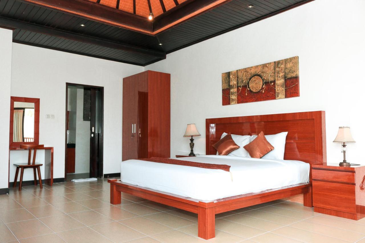 Argya Santi Suite And Villas 4*