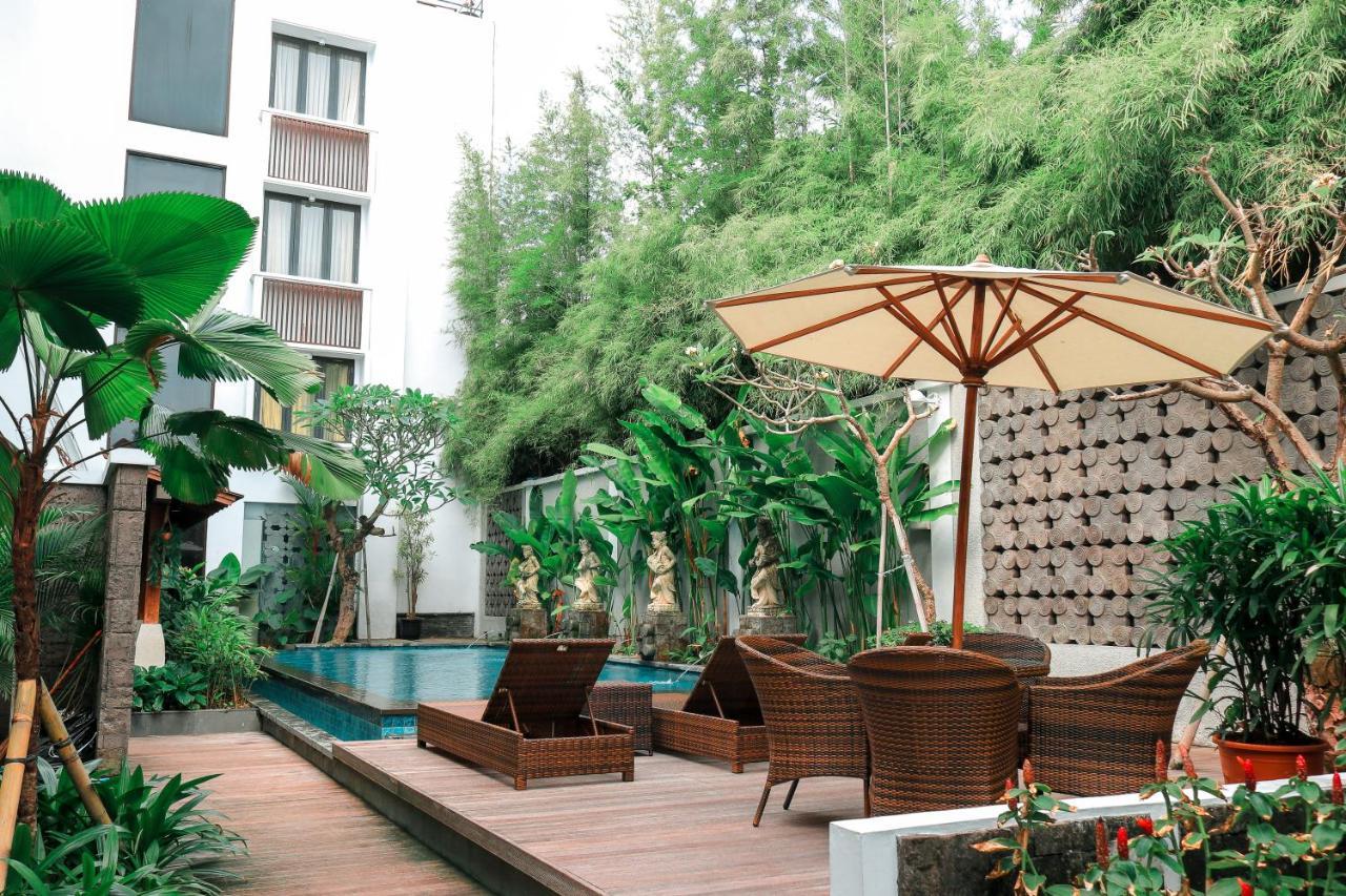 Argya Santi Suite And Villas 4*