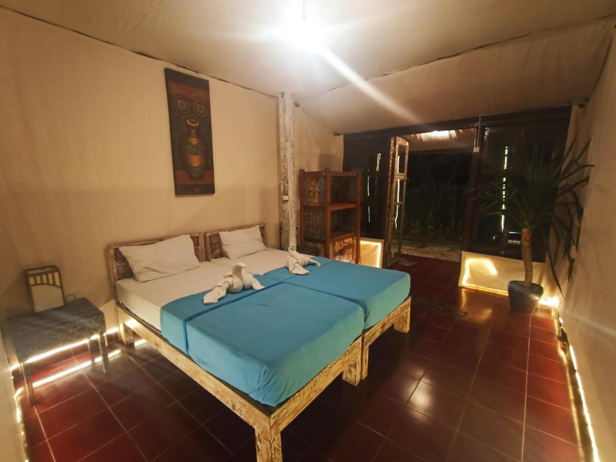 Hostel Funky Place Lovina (Bali)