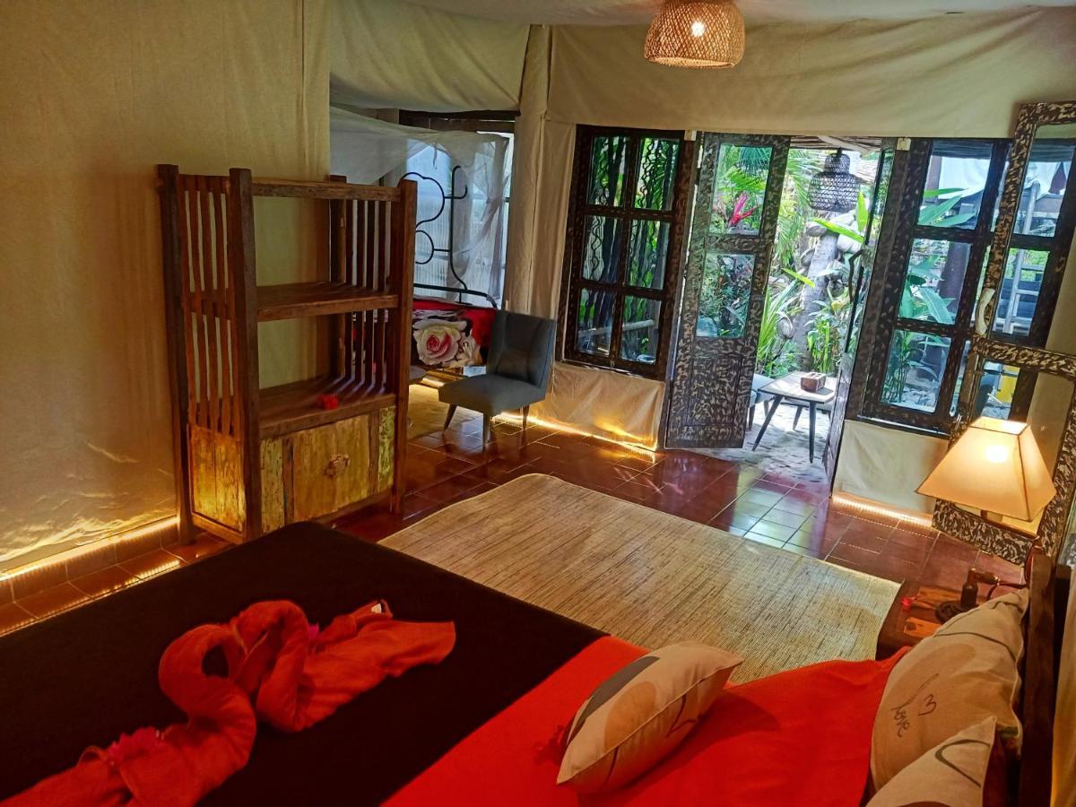 Hostel Funky Place Lovina (Bali)