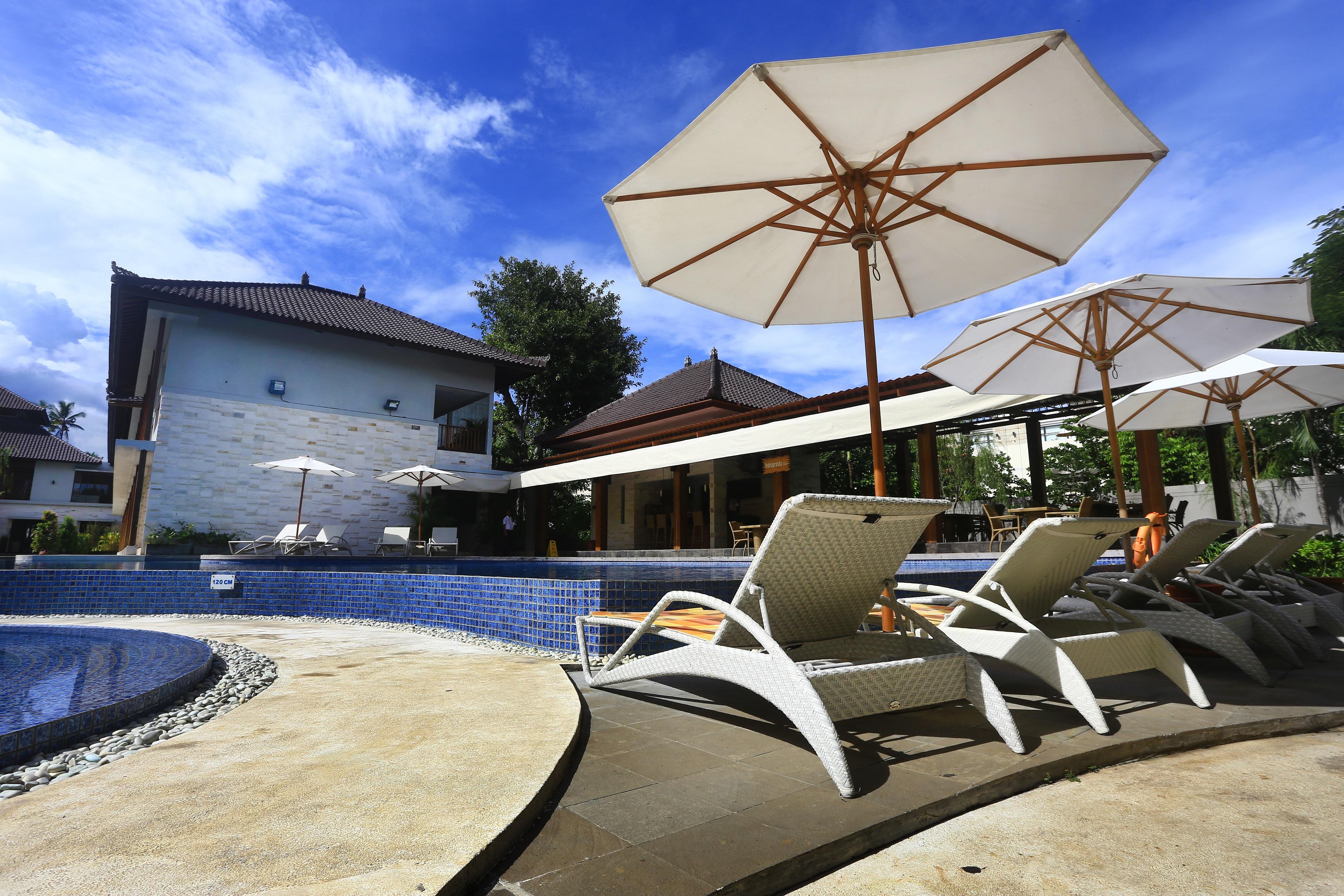 Grand Whiz Nusa Dua Bali Hotel 4*