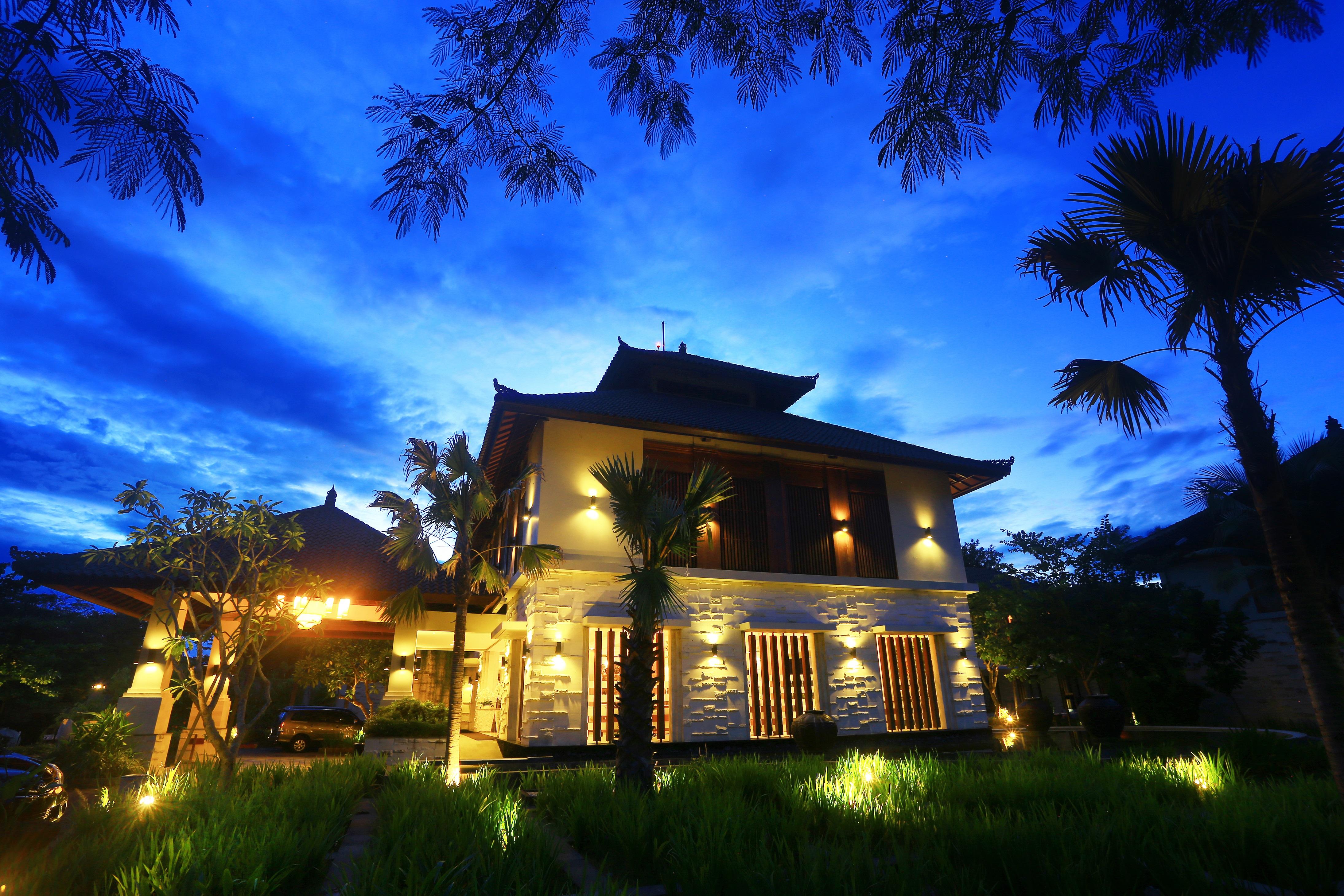 Grand Whiz Nusa Dua Bali Hotel 4*