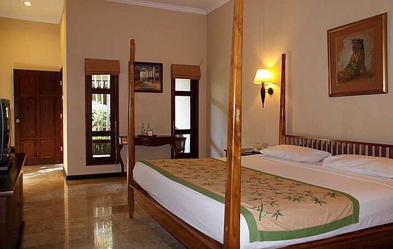 Hotel Puri Bambu 3*