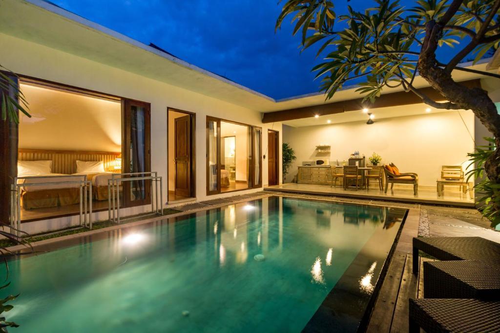 Villa New Sara Seminyak (Bali)