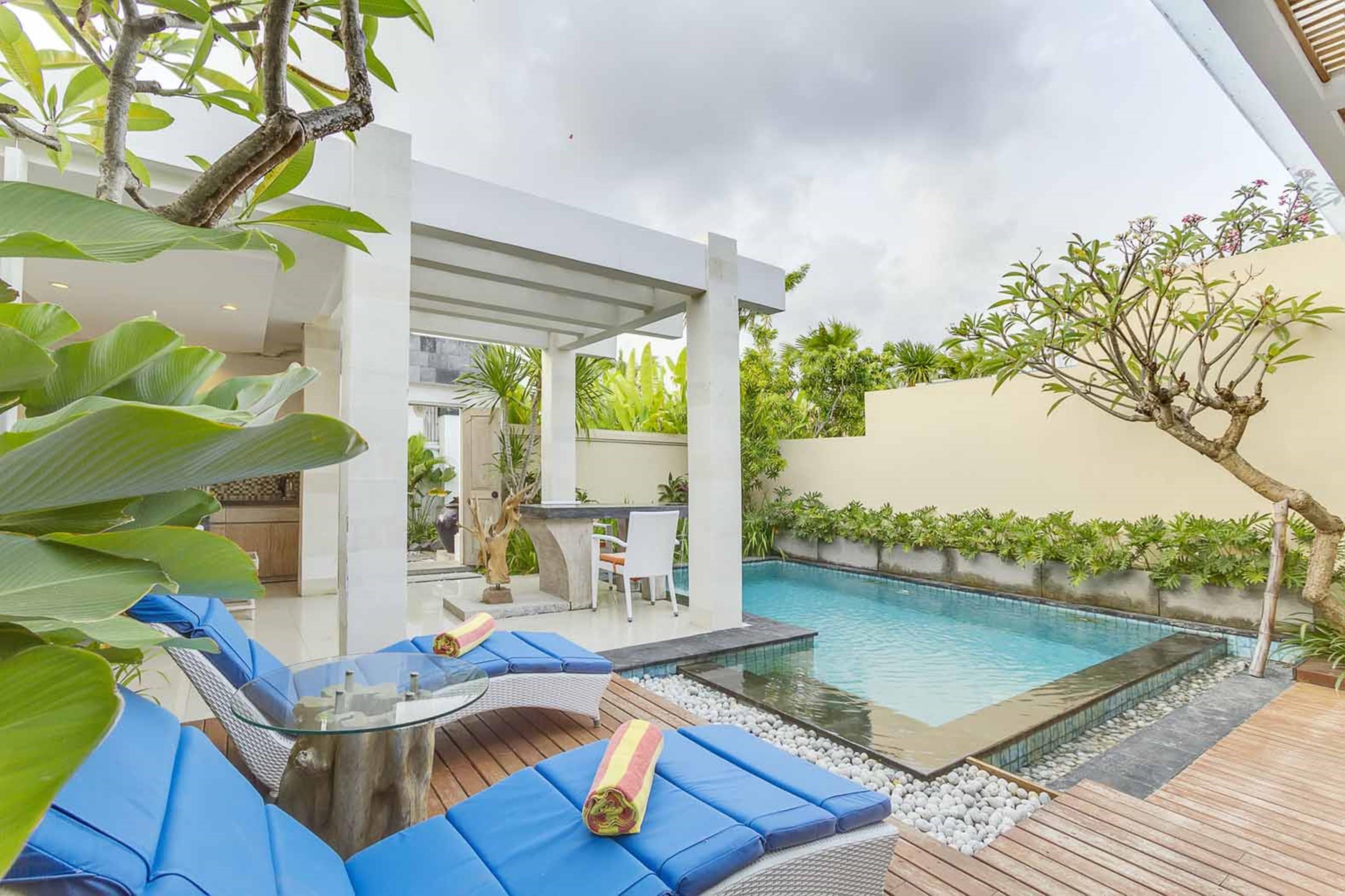 The Tukad Villa Seminyak (Bali)