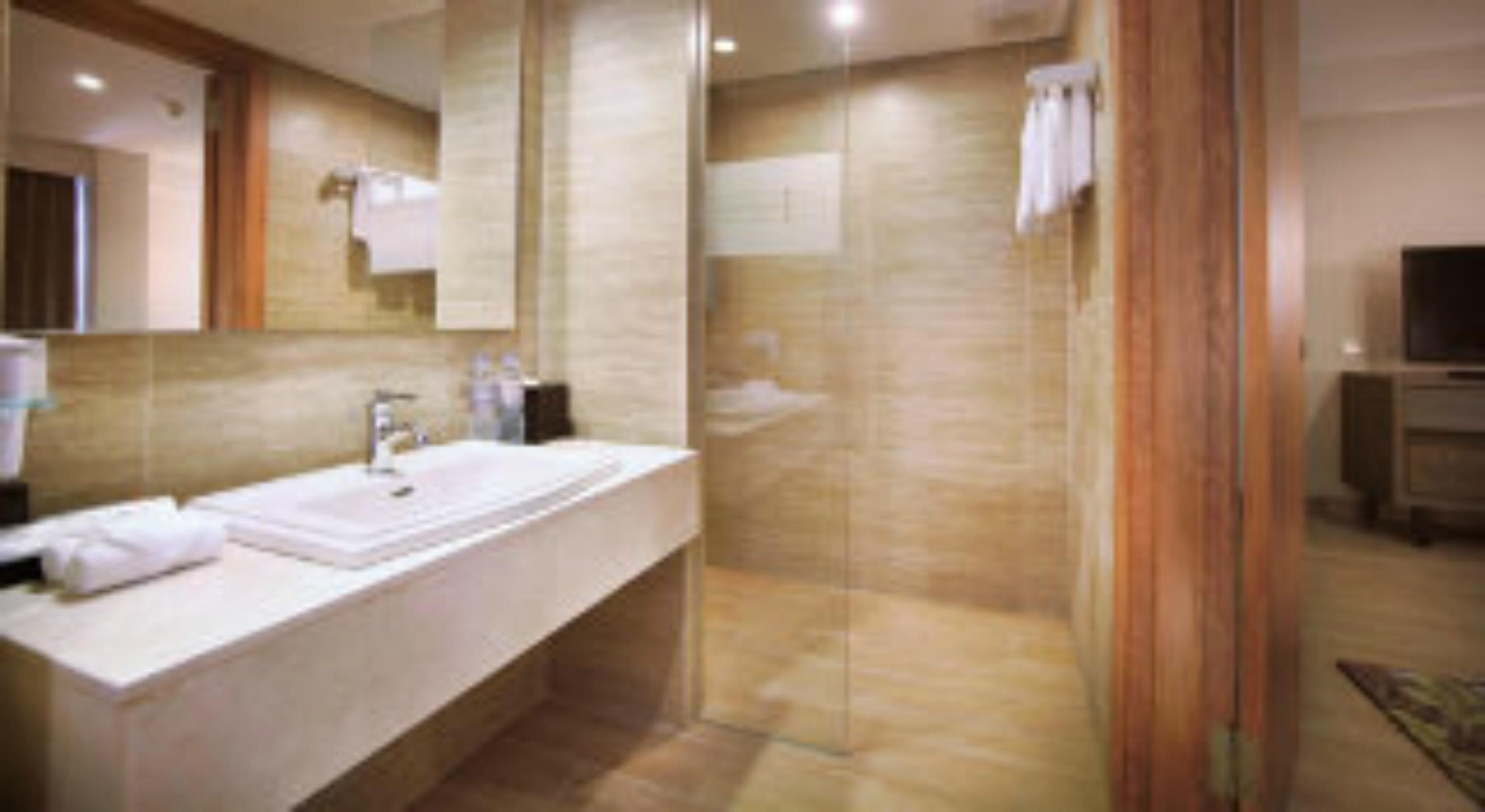 Harper Kuta By Aston 4*