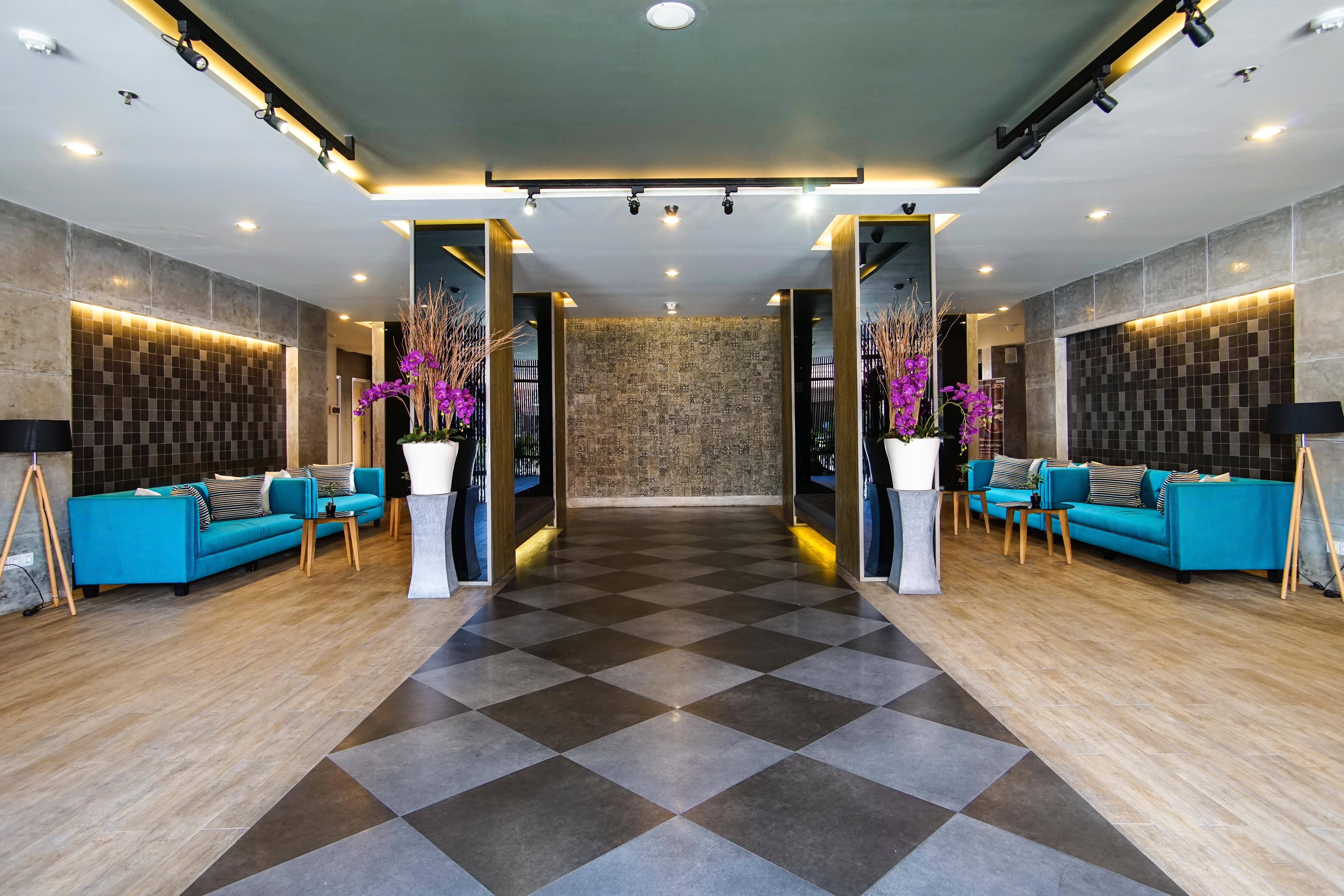 Sevn Hotel 4*